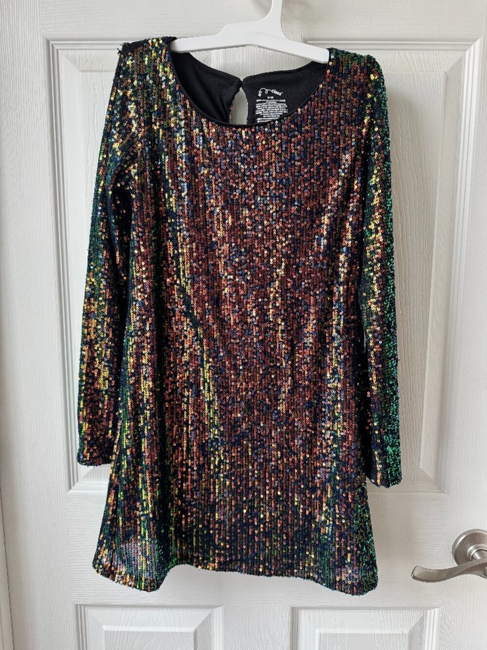 Girl’s Sequin Shift Dress in (M) 8